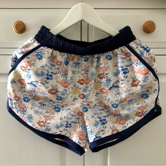 {anthropologie} daily practice floral shorts - Picture 2 of 4